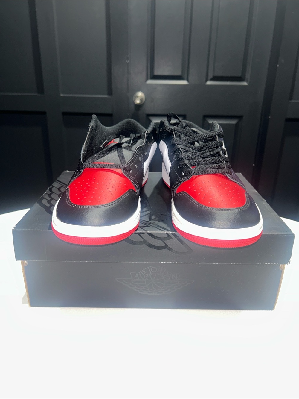 Jordan 1 Low “Bred Toe 2.0” Men’s Size 11.5 - Picture 4 of 9